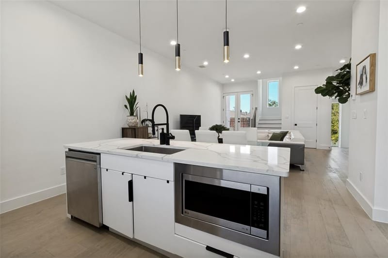 145 N Henderson Avenue # 107, Dallas TX 75214 - Photo 24