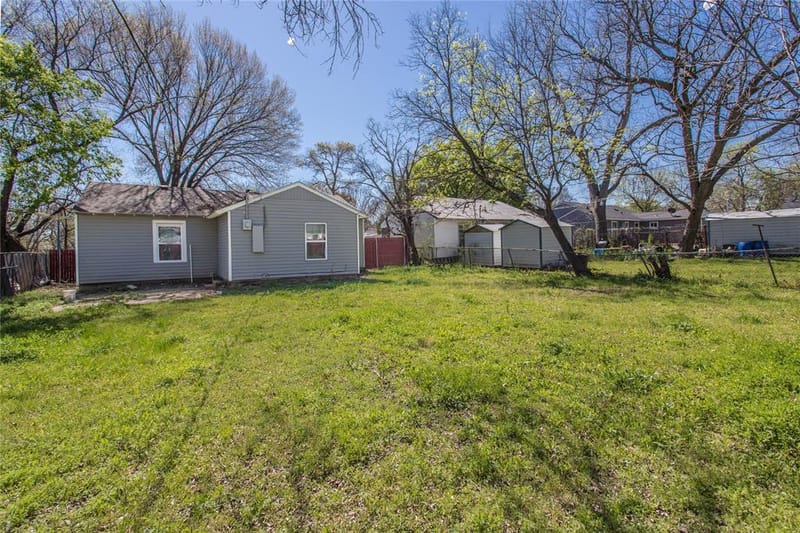 2669 Marfa Avenue, Dallas TX 75216 - Photo 20