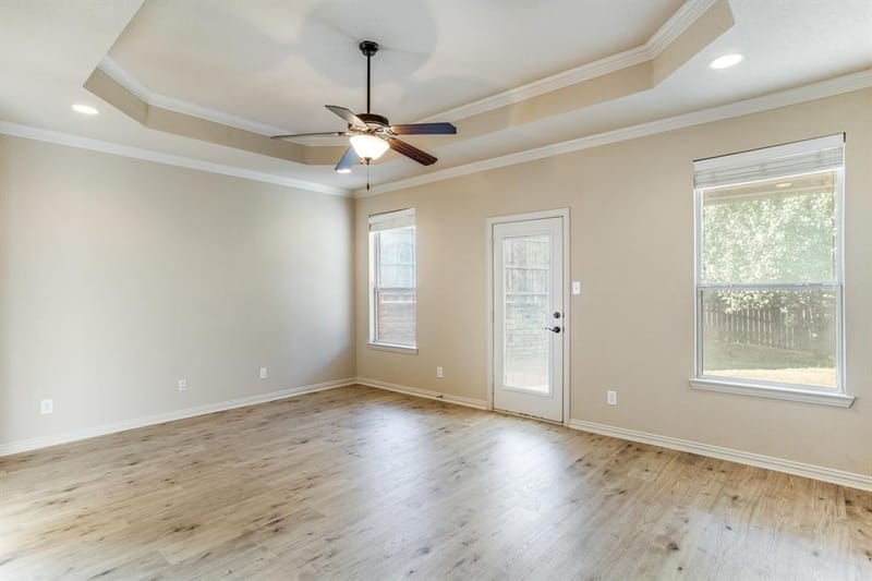 315 Castle Hill Drive, Burleson TX 76028 - Photo 14