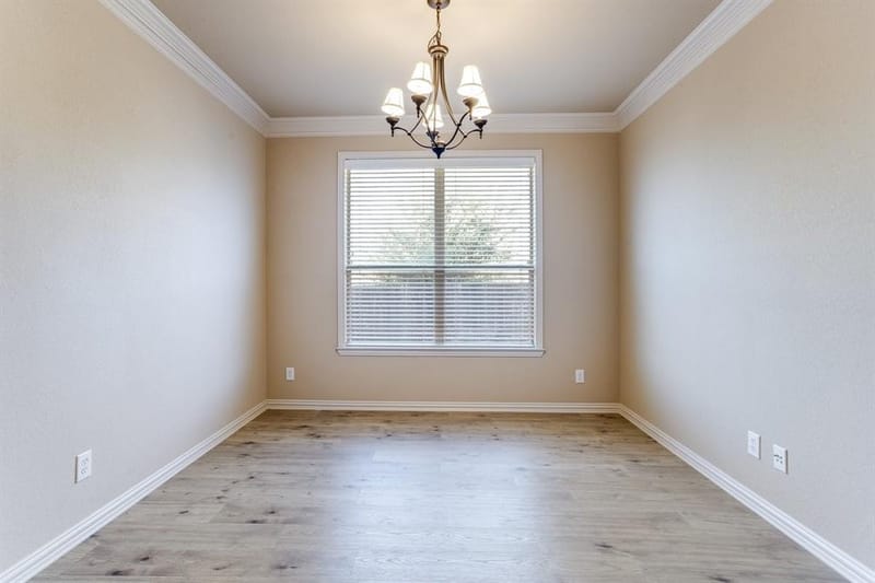 315 Castle Hill Drive, Burleson TX 76028 - Photo 18