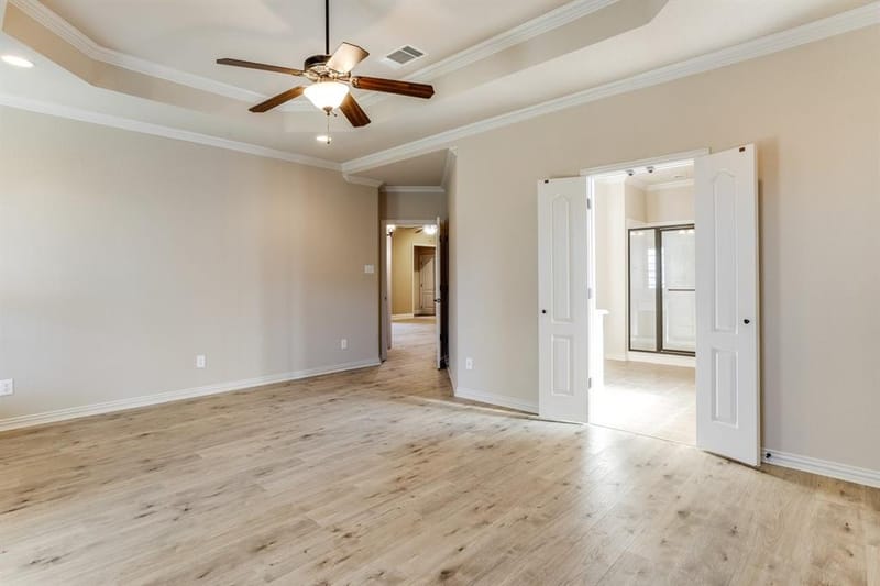 315 Castle Hill Drive, Burleson TX 76028 - Photo 15