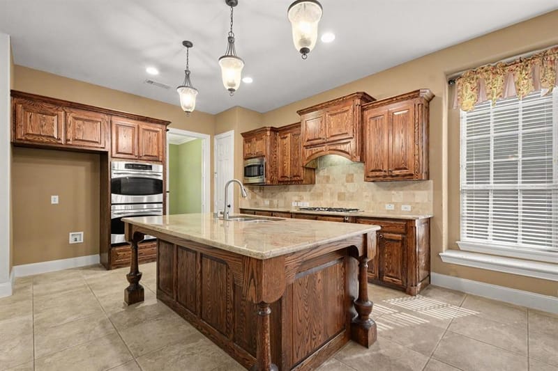 13459 Clifton Drive, Frisco TX 75035 - Photo 11