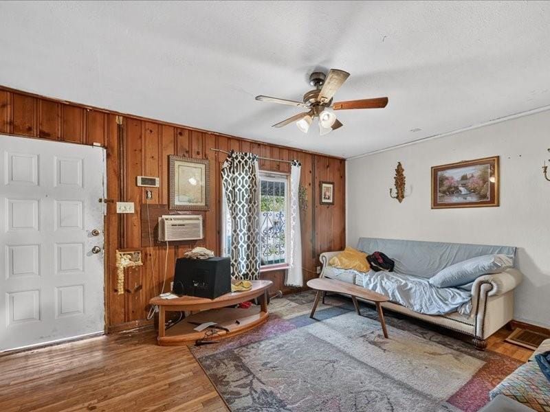 4215 Cicero Street, Dallas TX 75216 - Photo 5