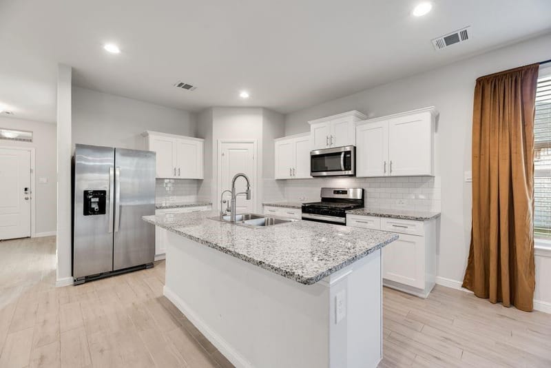9621 Catclaw Terrace, Fort Worth TX 76036 - Photo 6
