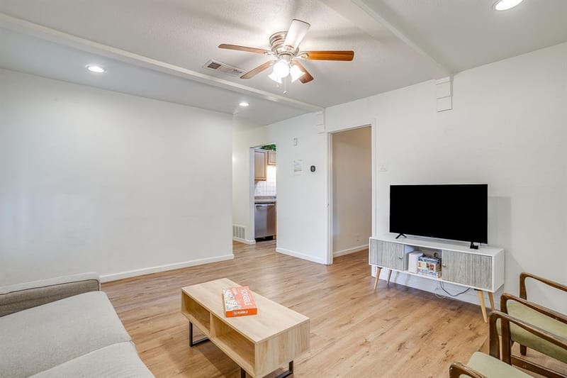1116 Woodbrook Street, Arlington TX 76011 - Photo 12