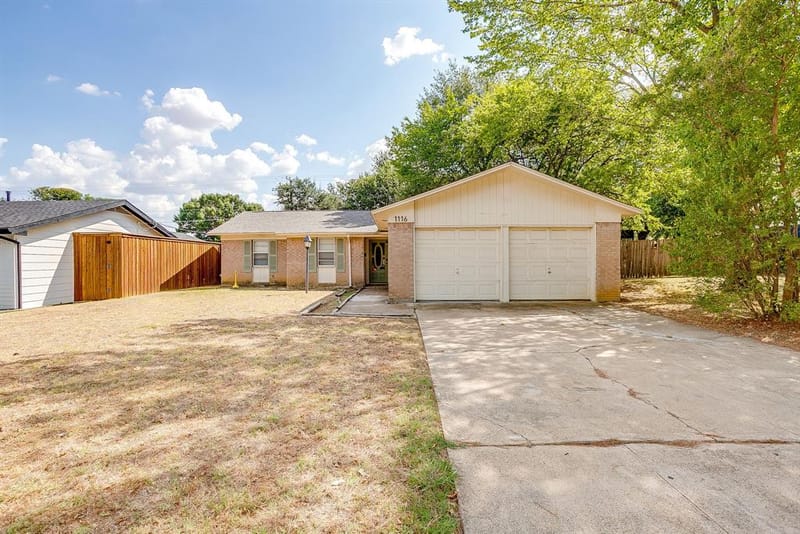 1116 Woodbrook Street, Arlington TX 76011