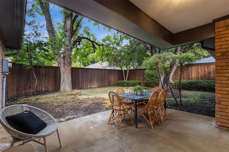 9401 Shady Valley Drive, Dallas TX 75238 - Photo 37