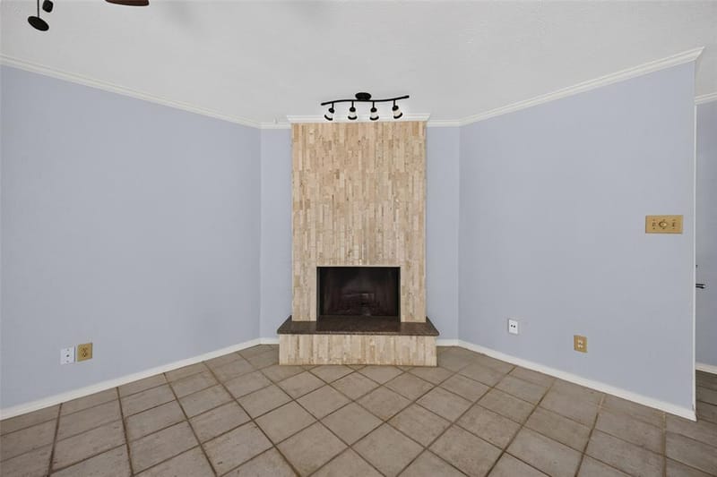 1305 Clark Trail, Grand Prairie TX 75052 - Photo 10