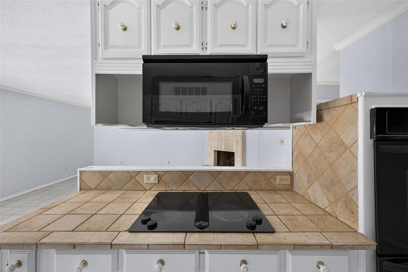 1305 Clark Trail, Grand Prairie TX 75052 - Photo 14