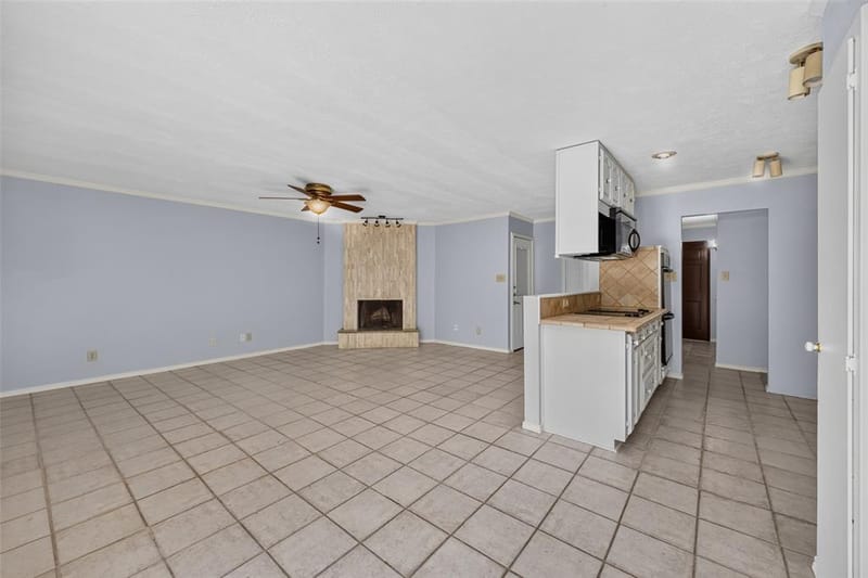 1305 Clark Trail, Grand Prairie TX 75052 - Photo 11