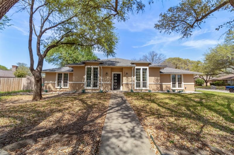 1410 Adam Place, DeSoto TX 75115 - Photo 2