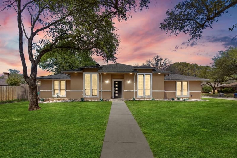 1410 Adam Place, DeSoto TX 75115