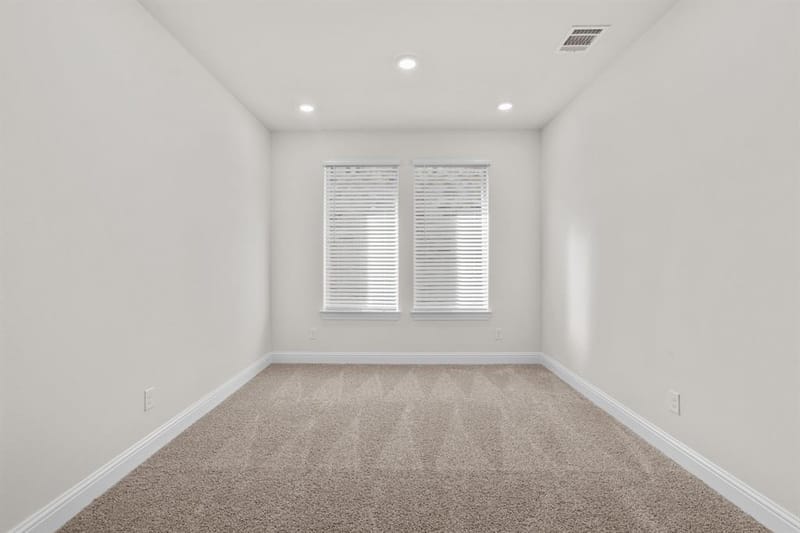 910 Milkweed Drive, Euless TX 76039 - Photo 6
