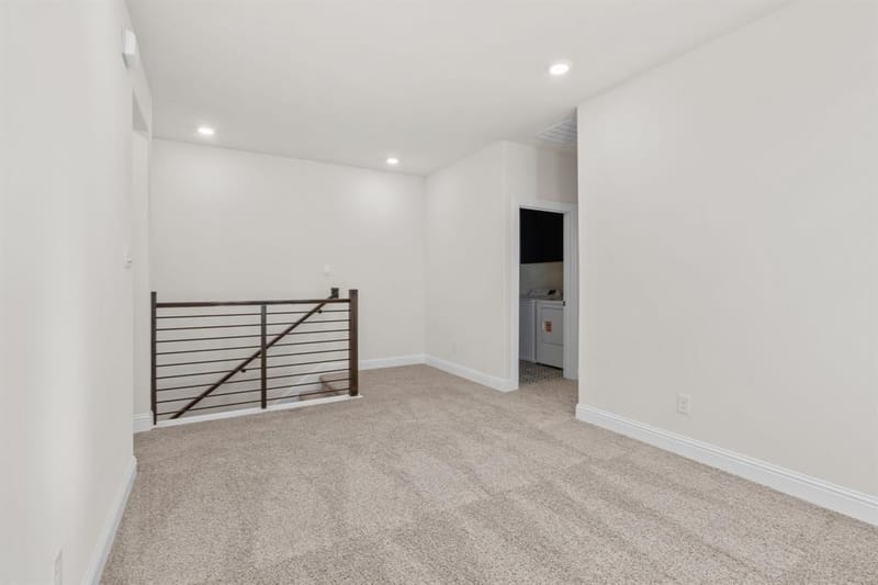 910 Milkweed Drive, Euless TX 76039 - Photo 7