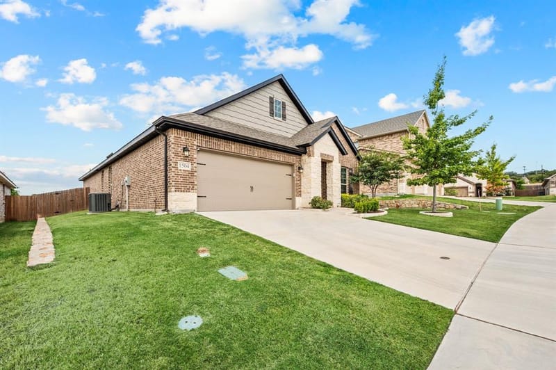 1504 Shindig Court, Weatherford TX 76087 - Photo 3