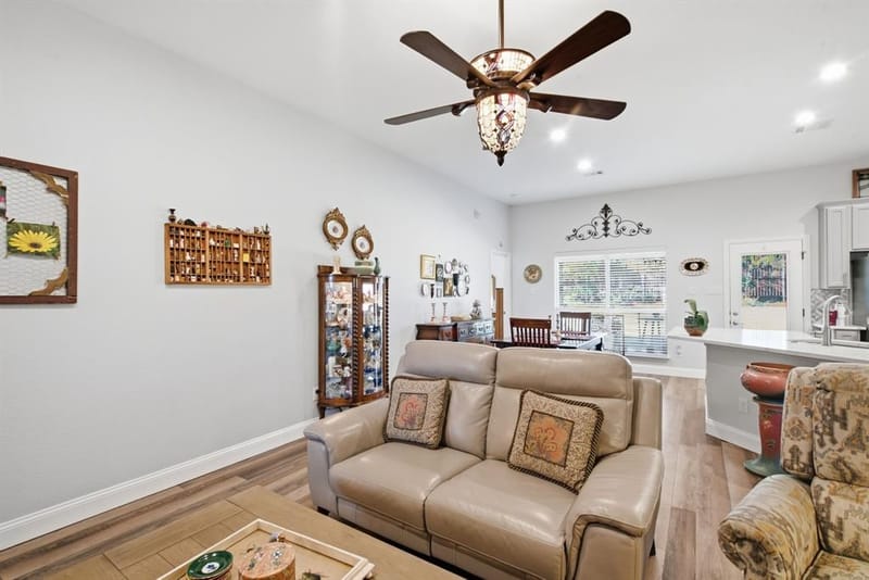 1432 Town Creek Circle, Weatherford TX 76086 - Photo 8