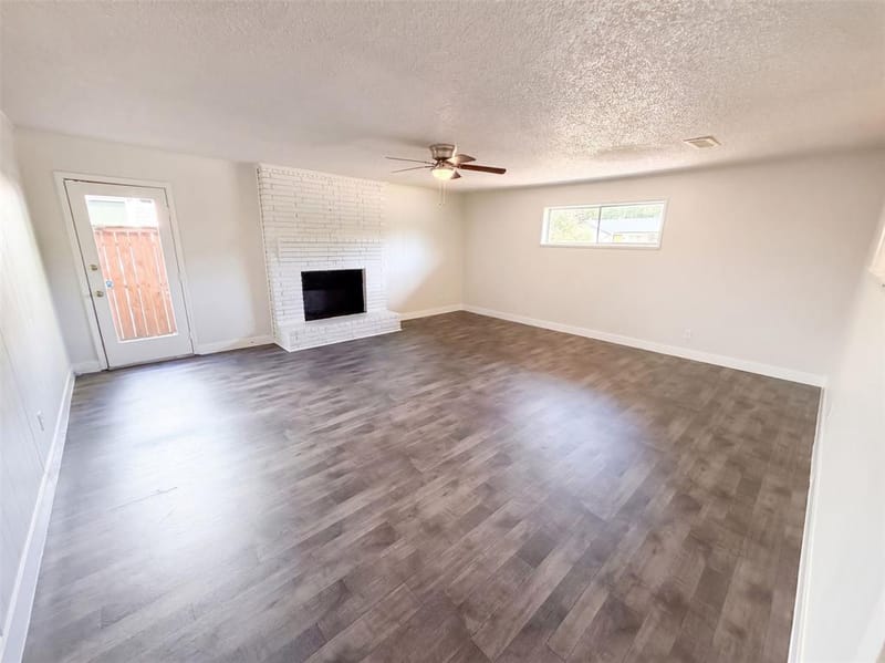 8540 Foxwood Lane, Dallas TX 75217 - Photo 3