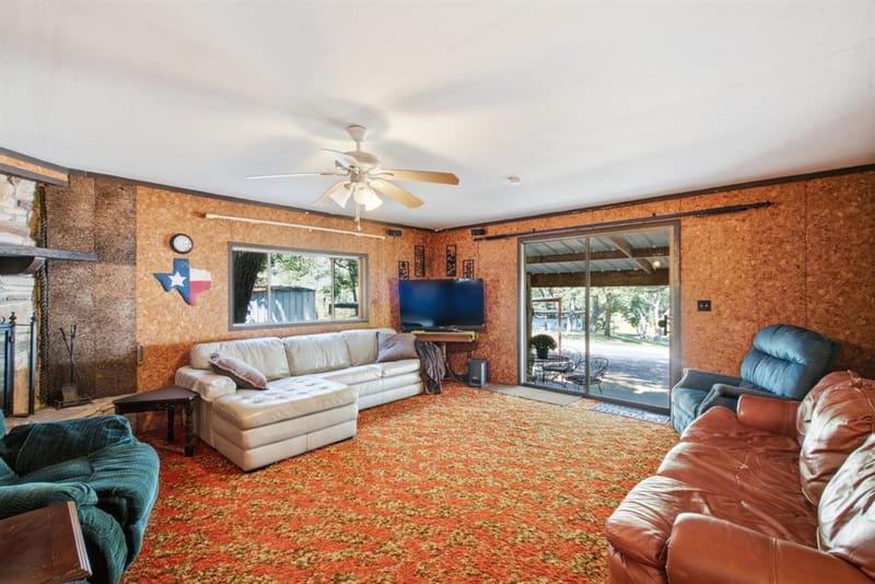 8704 Frontier Court, Granbury TX 76048 - Photo 30