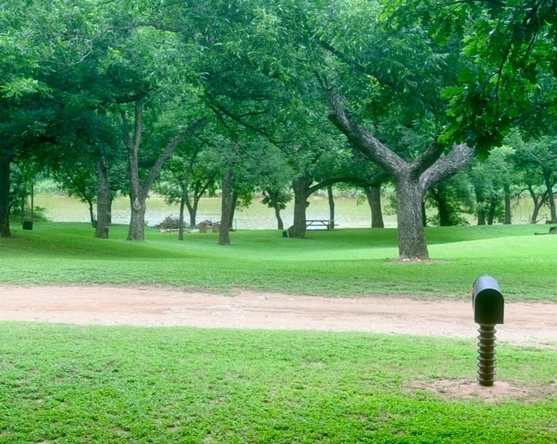 8704 Frontier Court, Granbury TX 76048 - Photo 38