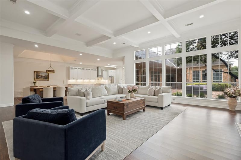 7 Carmarthen Court, Dallas TX 75225