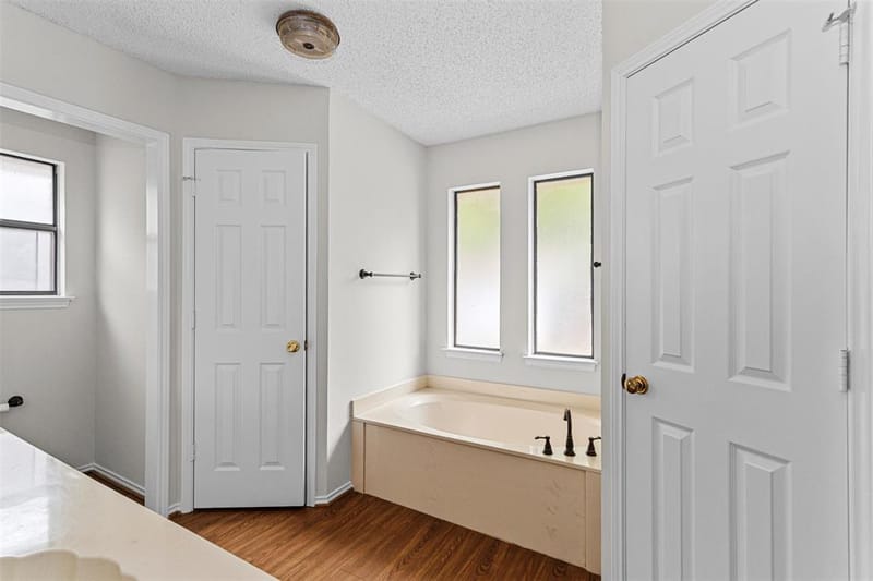 6403 Aires Drive, Arlington TX 76001 - Photo 20