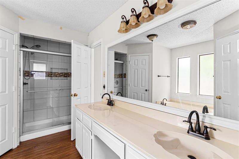 6403 Aires Drive, Arlington TX 76001 - Photo 21