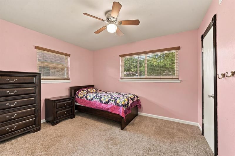924 Wade Drive, Bedford TX 76022 - Photo 23