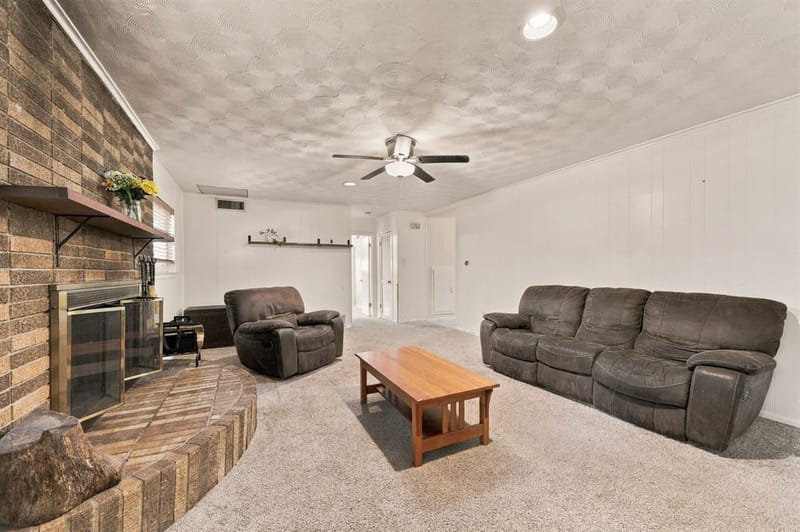 924 Wade Drive, Bedford TX 76022 - Photo 10
