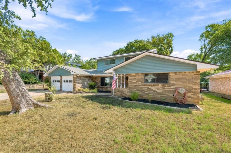 924 Wade Drive, Bedford TX 76022 - Photo 37