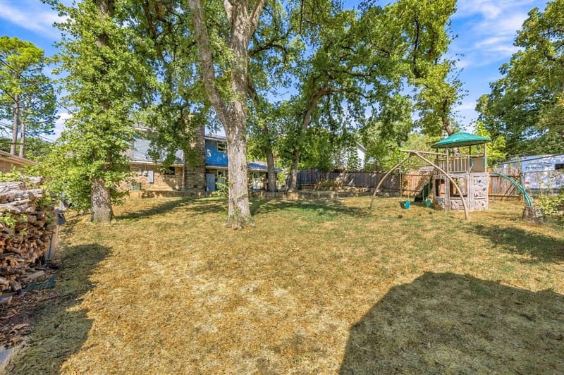 924 Wade Drive, Bedford TX 76022 - Photo 35