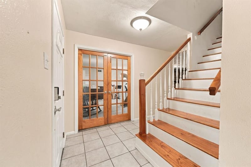 924 Wade Drive, Bedford TX 76022 - Photo 4