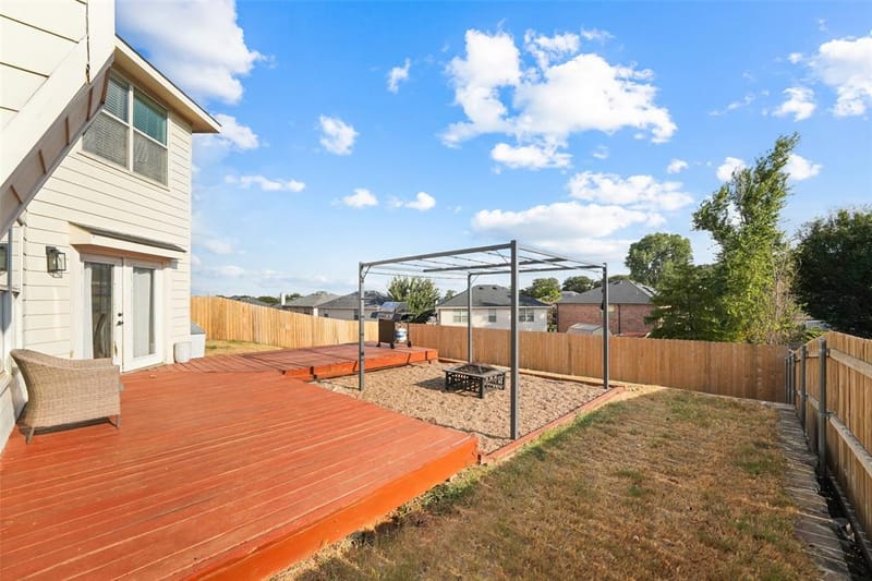 7536 Brentwood Stair Road, Fort Worth TX 76112 - Photo 17