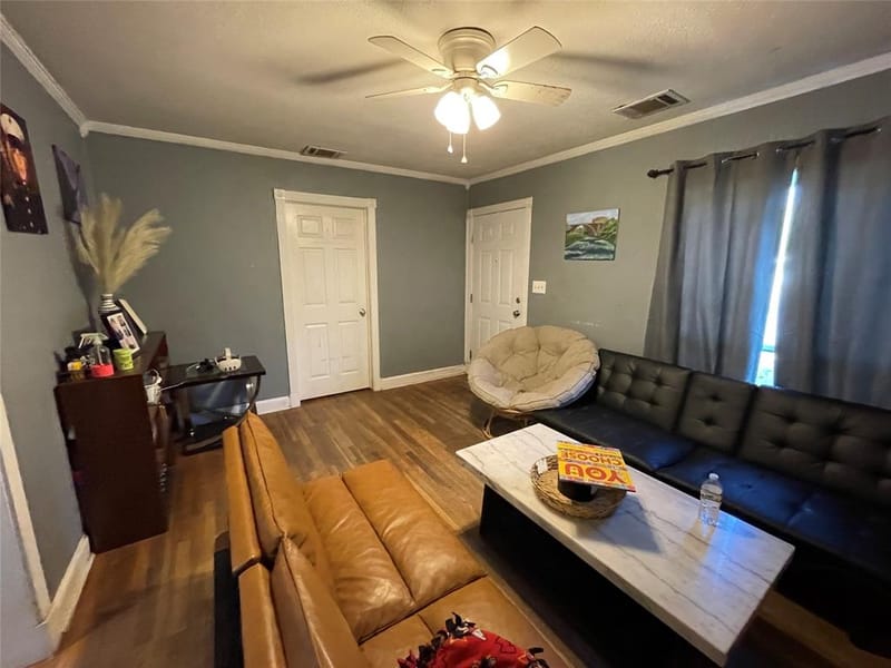 1702 NW 1st Avenue, Mineral Wells TX 76067 - Photo 5
