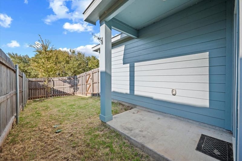 5721 Topwater Trail, Fort Worth TX 76119 - Photo 27