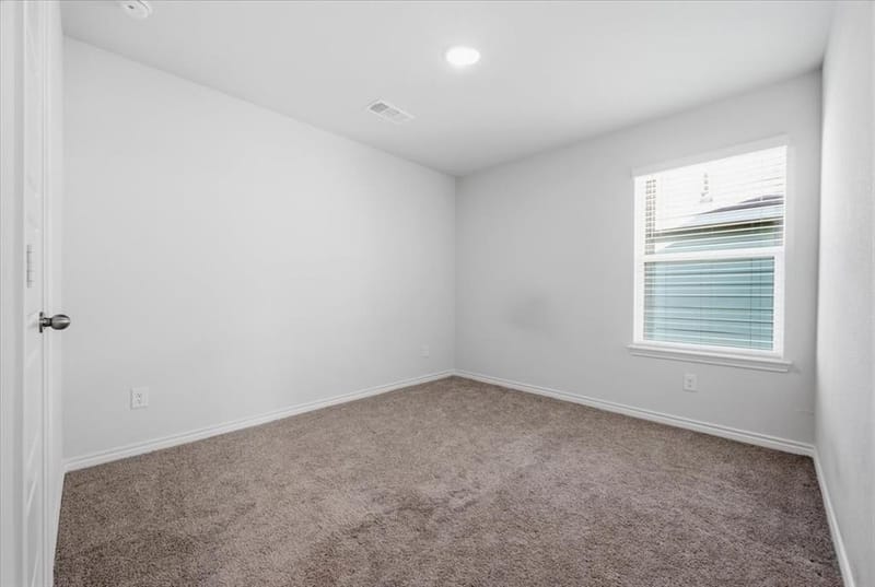 5721 Topwater Trail, Fort Worth TX 76119 - Photo 21
