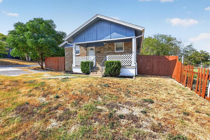 1801 E Harvey Avenue, Fort Worth TX 76104