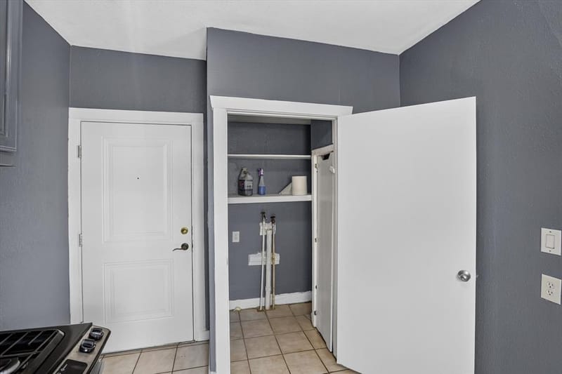 1801 E Harvey Avenue, Fort Worth TX 76104 - Photo 10
