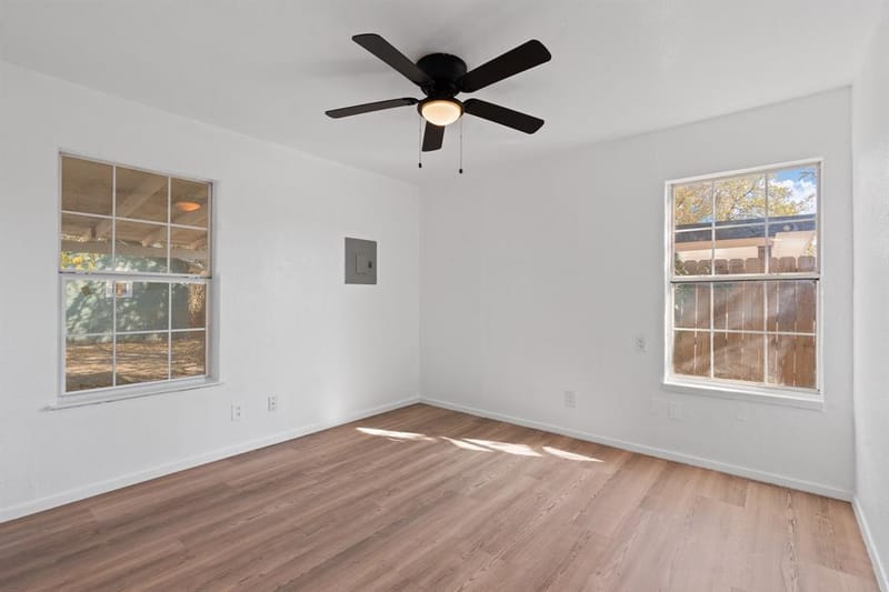 4125 Martin Street, Fort Worth TX 76119 - Photo 7
