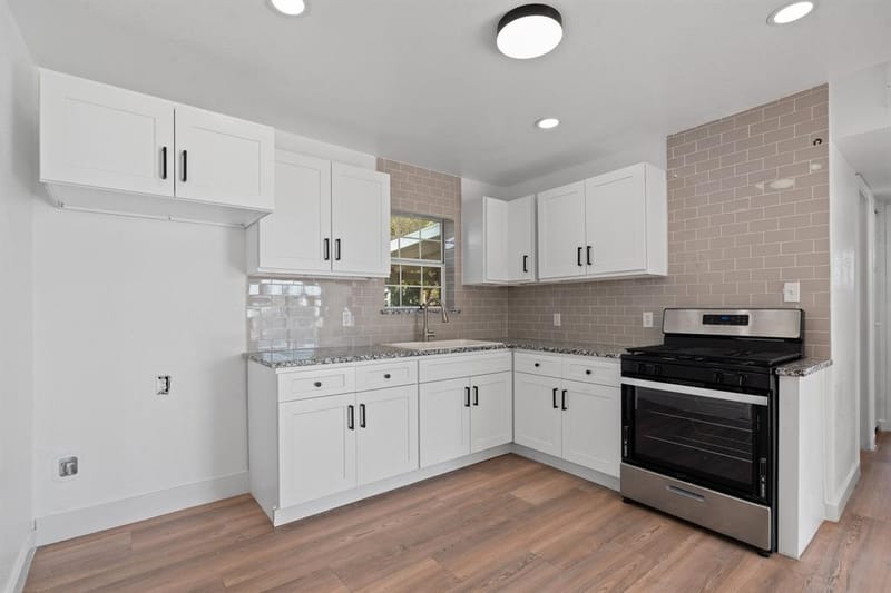 4125 Martin Street, Fort Worth TX 76119 - Photo 4