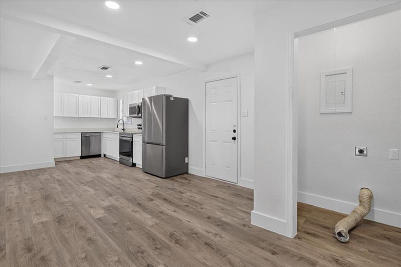 7917 Woodshire Drive, Dallas TX 75232 - Photo 14