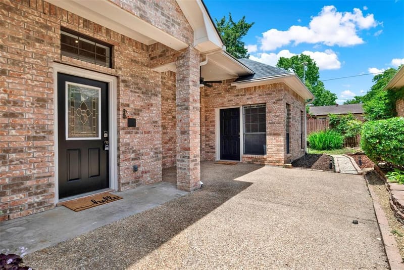 1407 W Mulberry Street, Sherman TX 75092 - Photo 3
