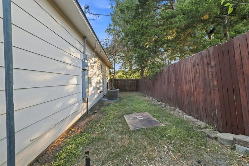 1407 W Mulberry Street, Sherman TX 75092 - Photo 32