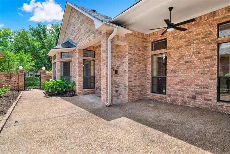 1407 W Mulberry Street, Sherman TX 75092 - Photo 4