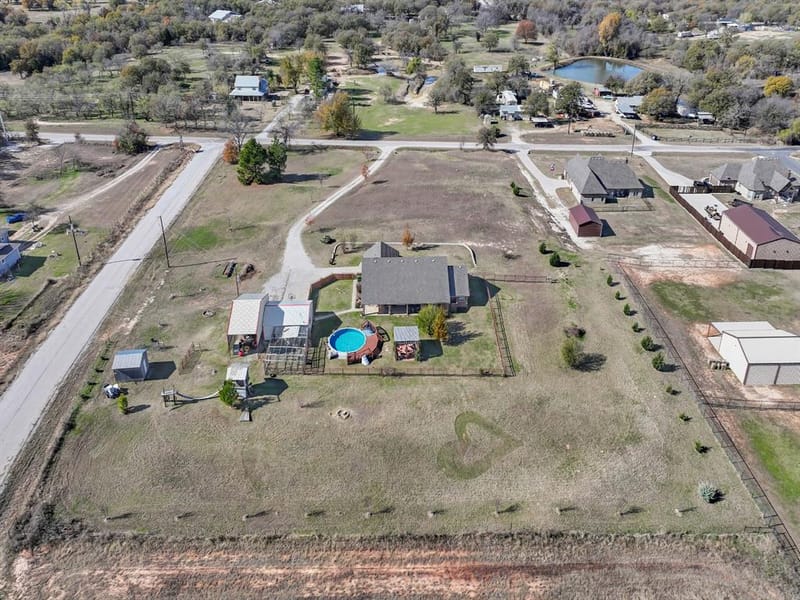 737 County Road 4699, Boyd TX 76023 - Photo 31