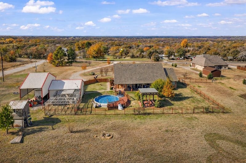 737 County Road 4699, Boyd TX 76023 - Photo 25