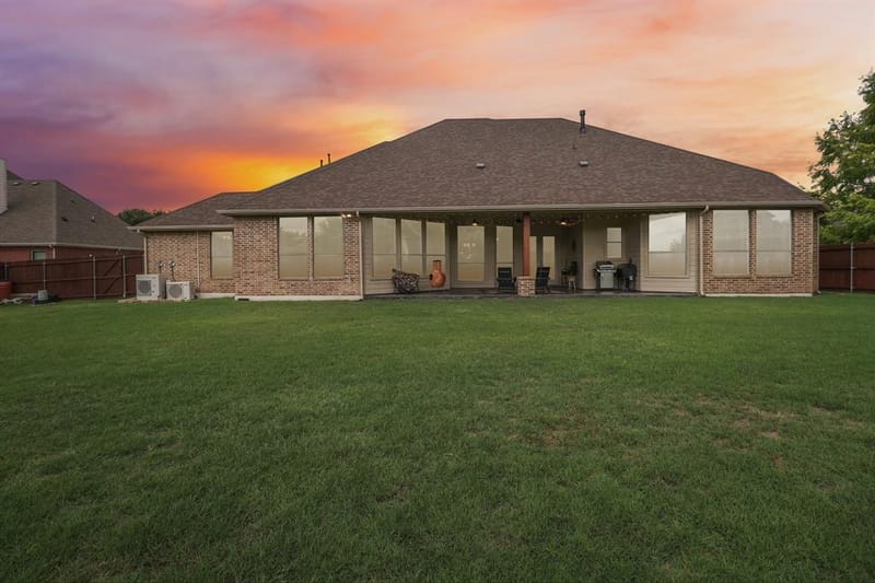 7209 Hill Country Court, Midlothian TX 76065 - Photo 3