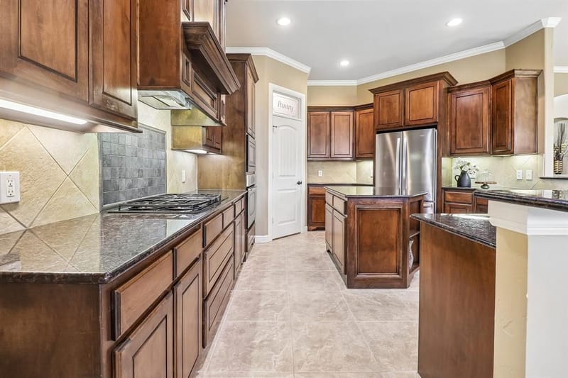 7209 Hill Country Court, Midlothian TX 76065 - Photo 11