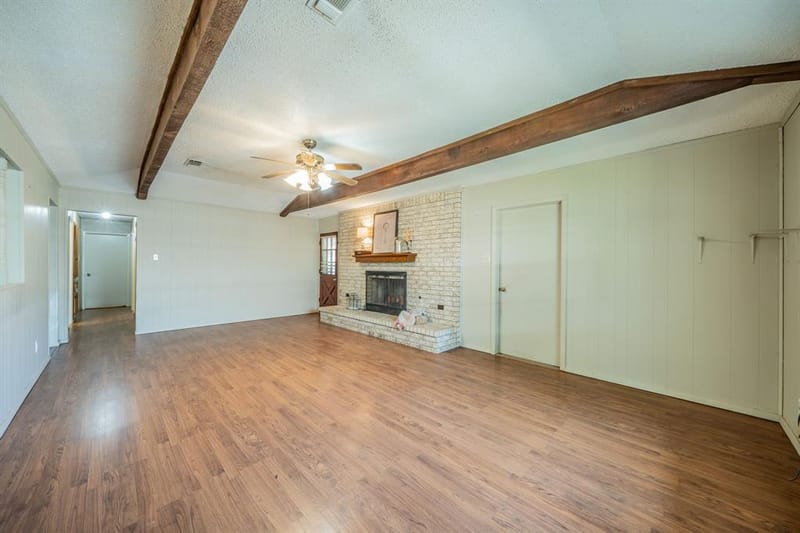 1517 Meadow Court, Midlothian TX 76065 - Photo 7