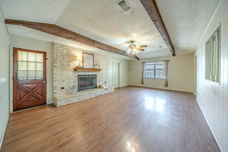 1517 Meadow Court, Midlothian TX 76065 - Photo 5