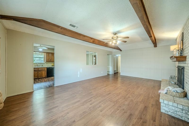1517 Meadow Court, Midlothian TX 76065 - Photo 9